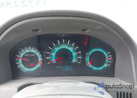 2010 Ford Fusion S из США, поврежденный, VIN 3FAHP0GA9AR233590